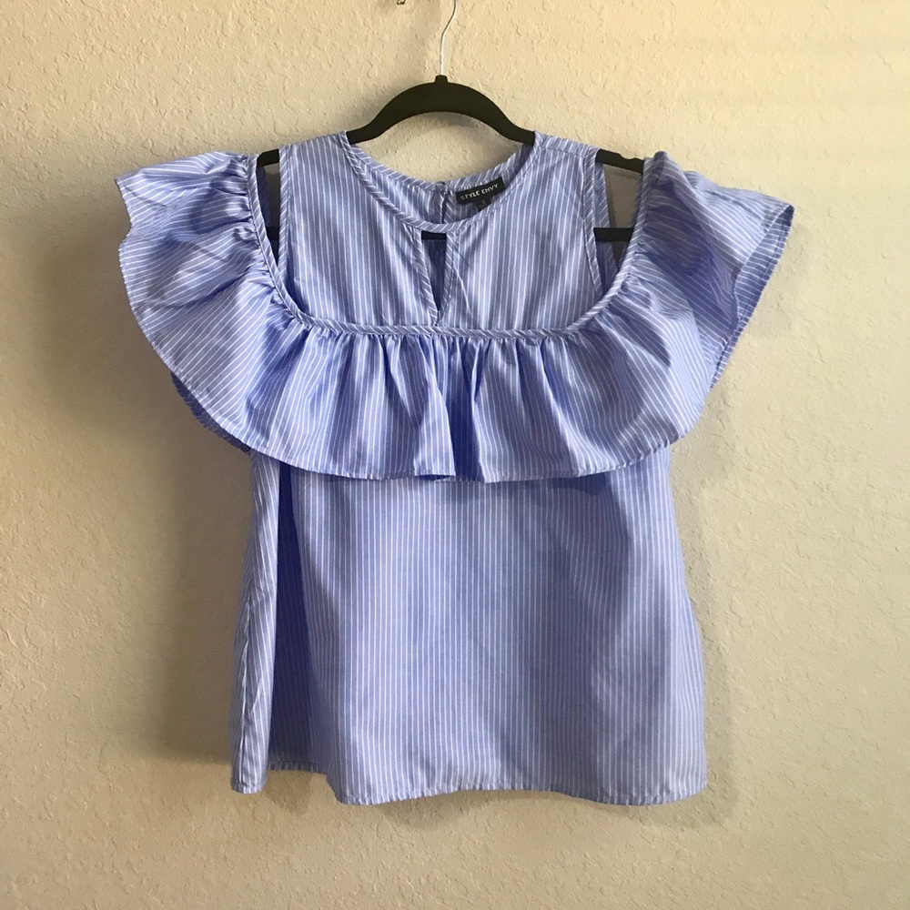 Style Envy Top - Picture 2 of 8